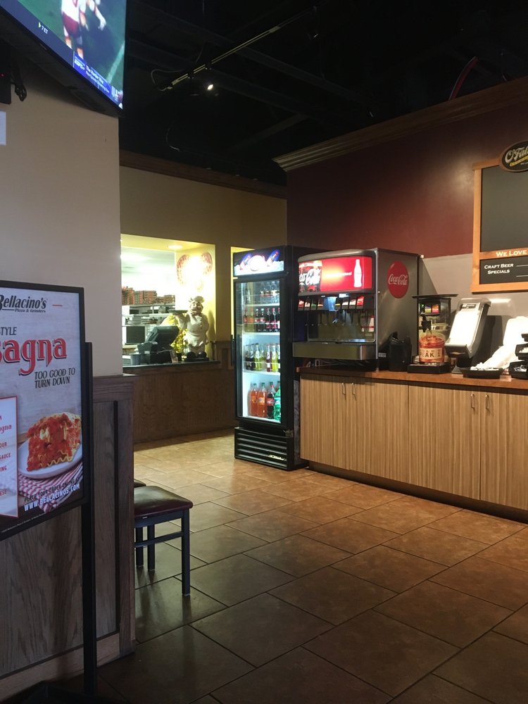 Bellacino's Pizza & Grinders 4560 S Campbell Ave Ste 136, Springfield