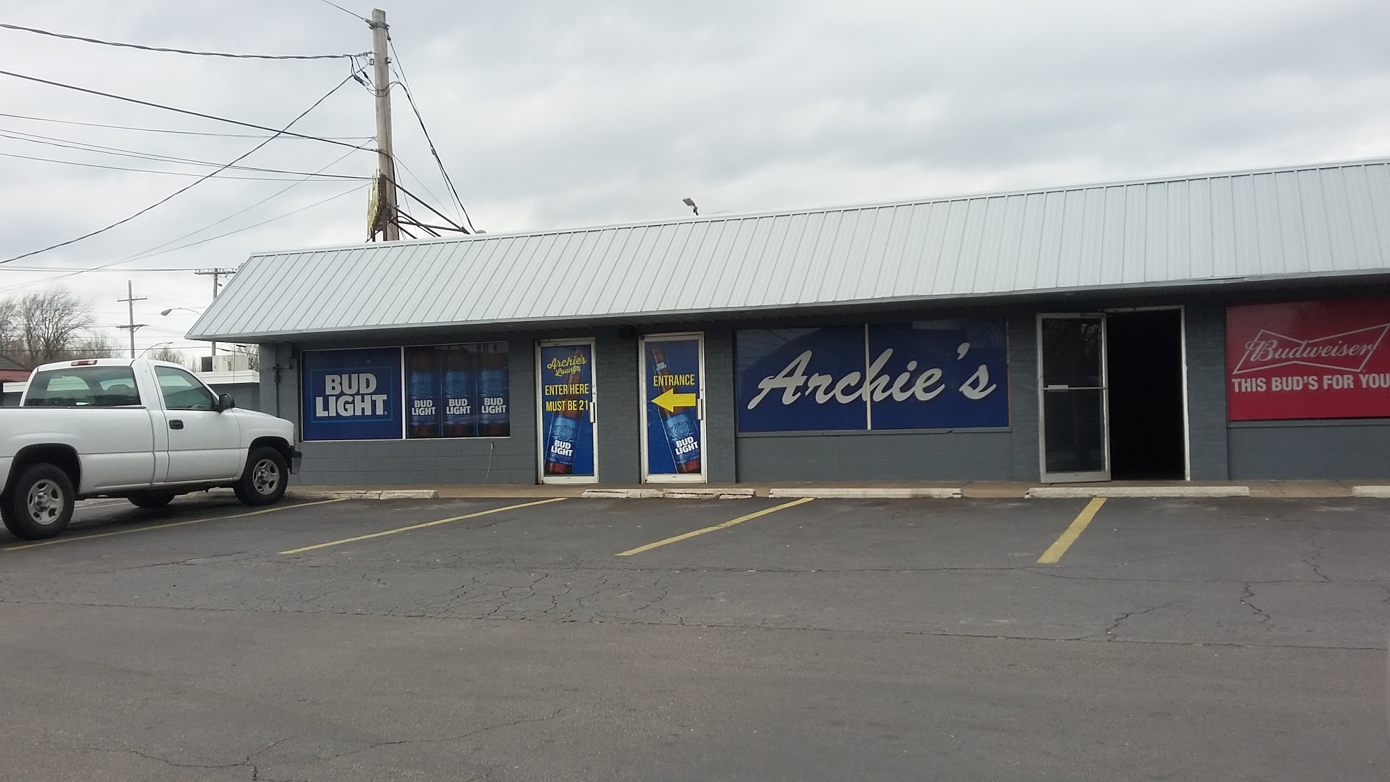 Archie's Lounge