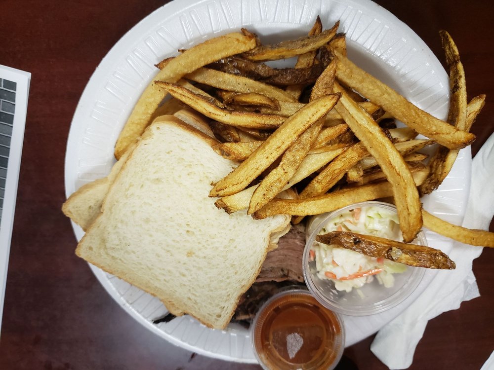 Crosstown Barbecue 1331 E Division St, Springfield