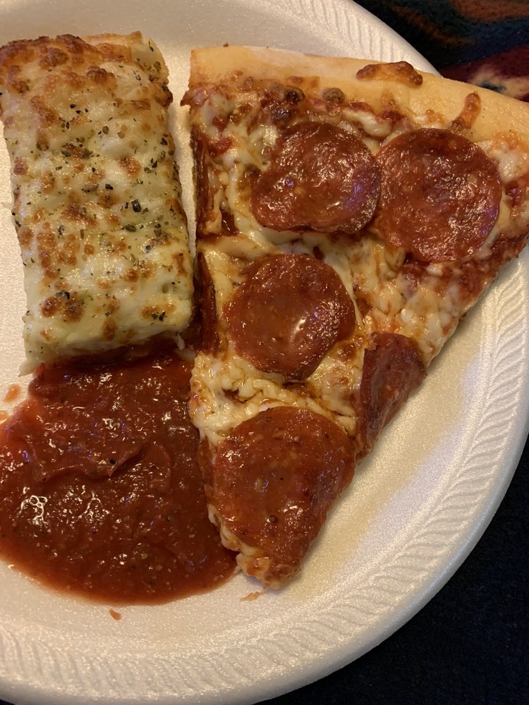 Little Caesars Pizza 425 DR STE RD, St Charles