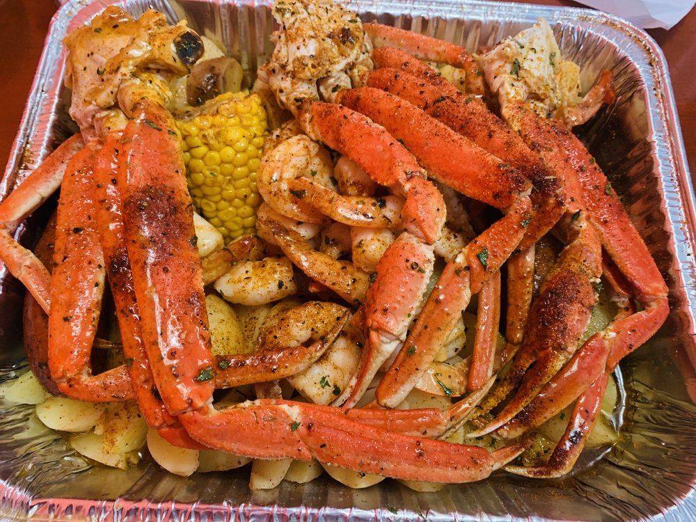 Krab Kingz 1934 Zumbehl Rd, St Charles