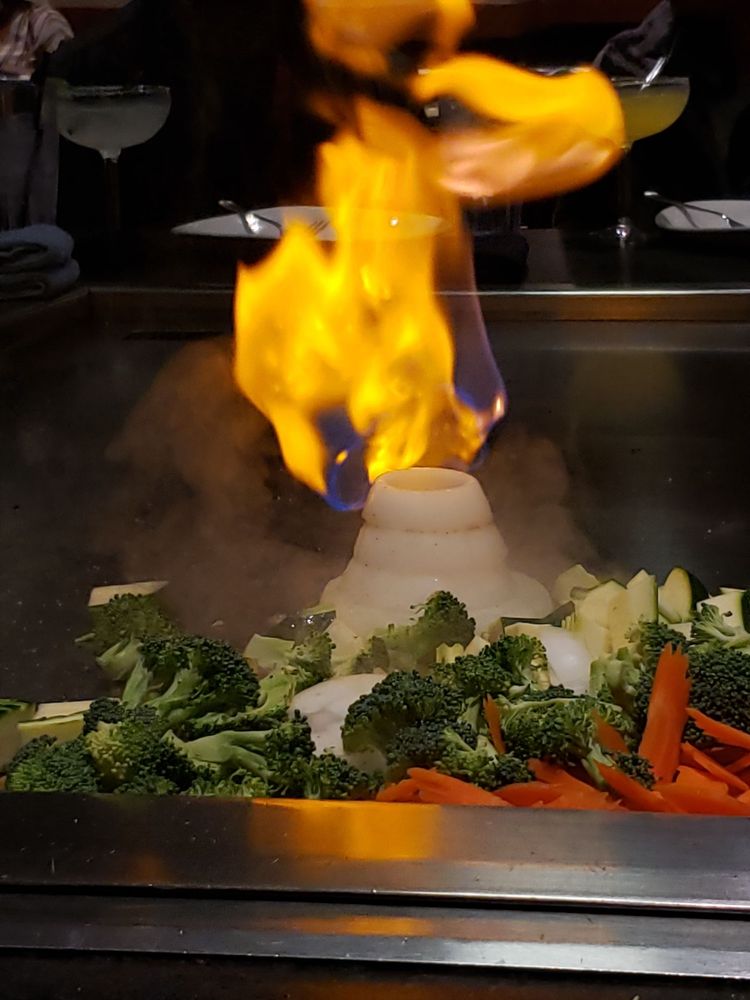 Kobe Steakhouse of Japan 645 W Port Plaza Dr, St. Louis