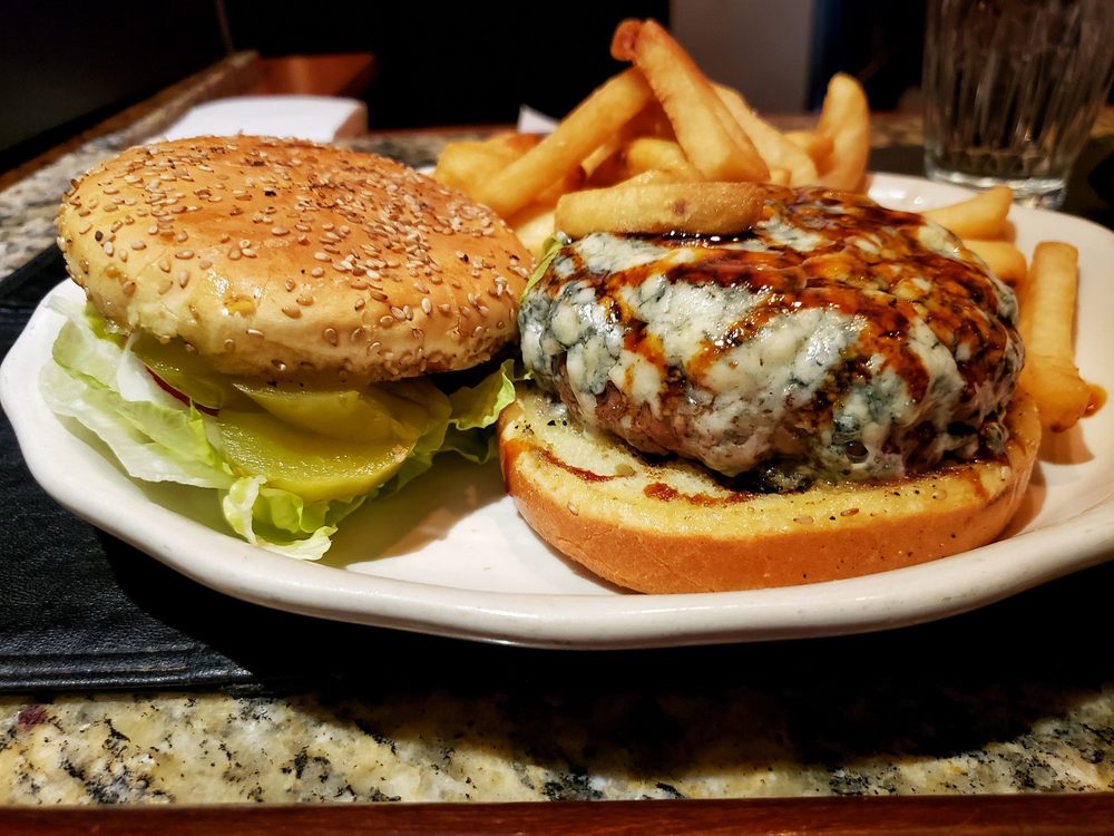 Kreis' Steakhouse & Bar 535 S Lindbergh Blvd, St. Louis