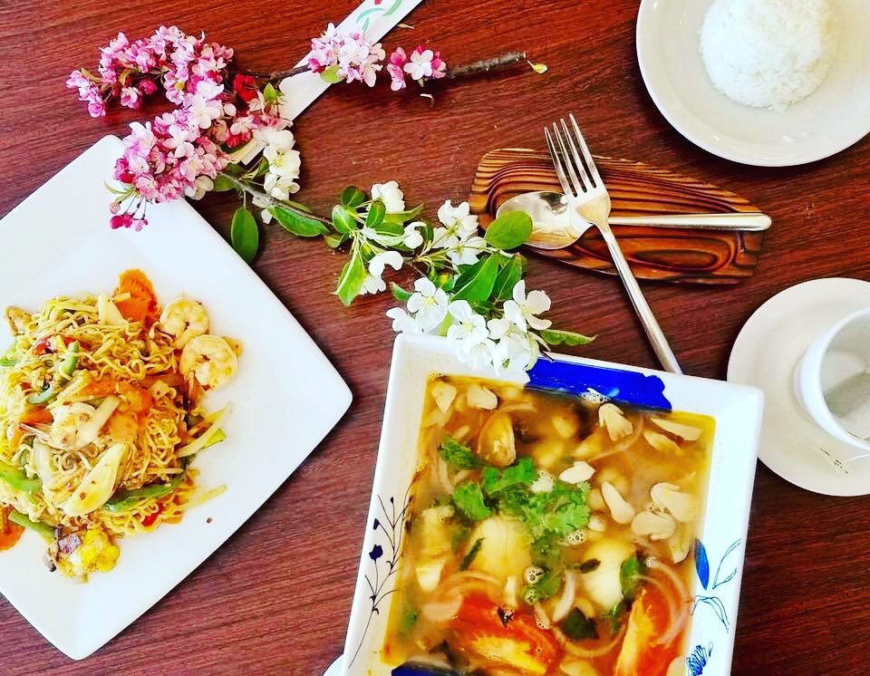 ZEN Thai & Japanese Cuisine 9250 Watson Rd, St. Louis