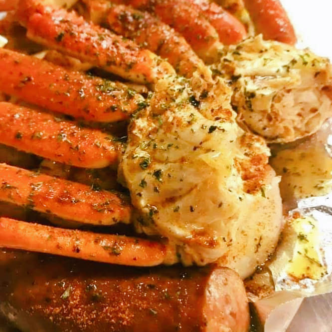 Krab Kingz Seafood 7740 Watson Rd, St. Louis