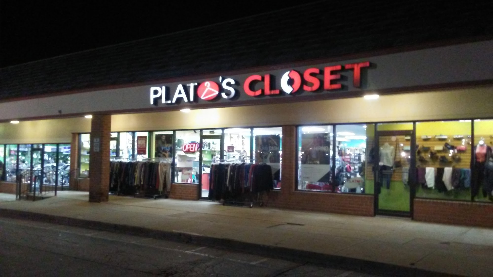 Plato's Closet St. Peters