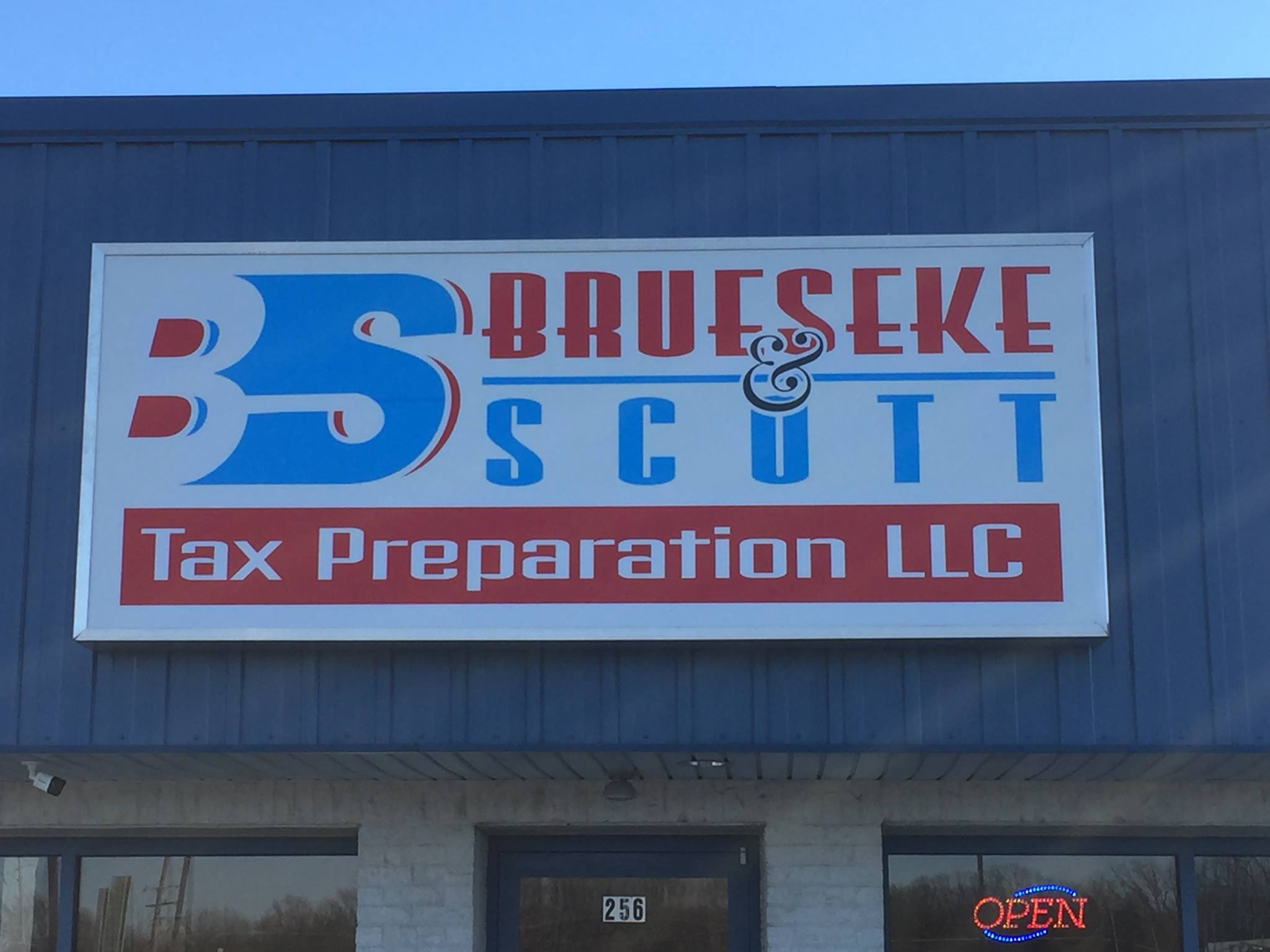 Brueseke & Scott Tax Preparations 256 S Service Rd W, Sullivan Missouri 63080