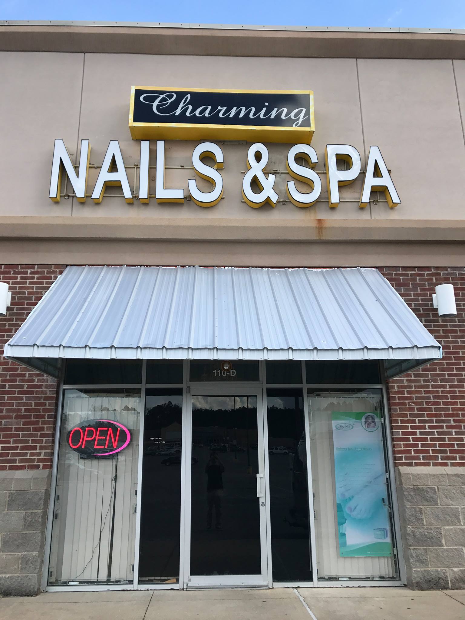 Regal Nails 110 15th Pl S #D, Meridian