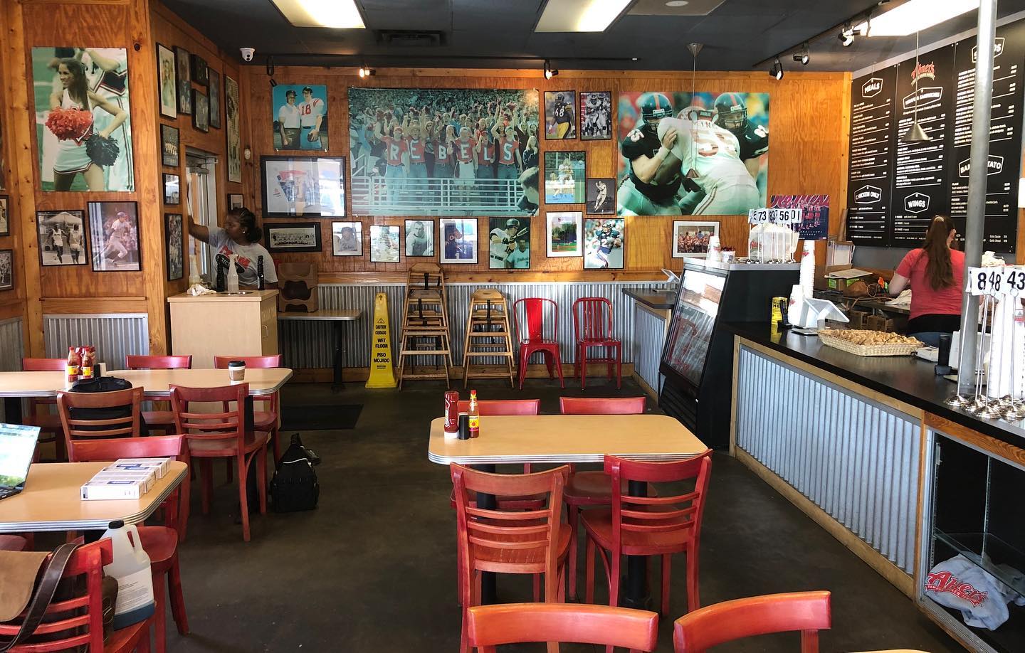 Abner's Famous Chicken 430 S Lamar Blvd, Oxford