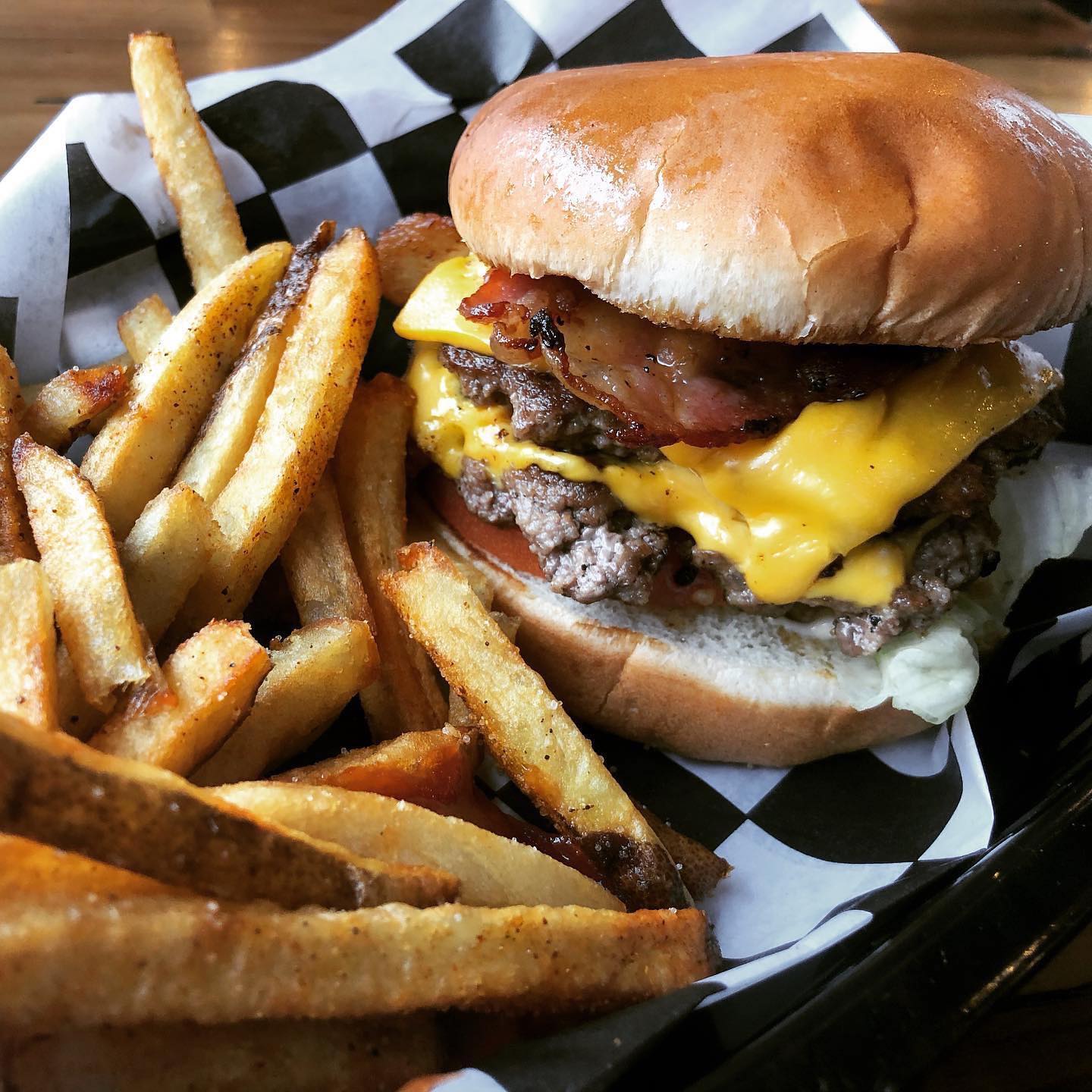 Oxford Burger Company 920 E Jackson Ave, Oxford