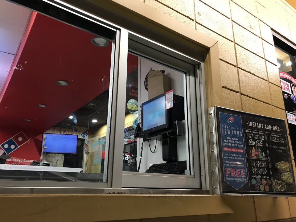 Domino's Pizza 102 Pine Knoll Dr, Ridgeland