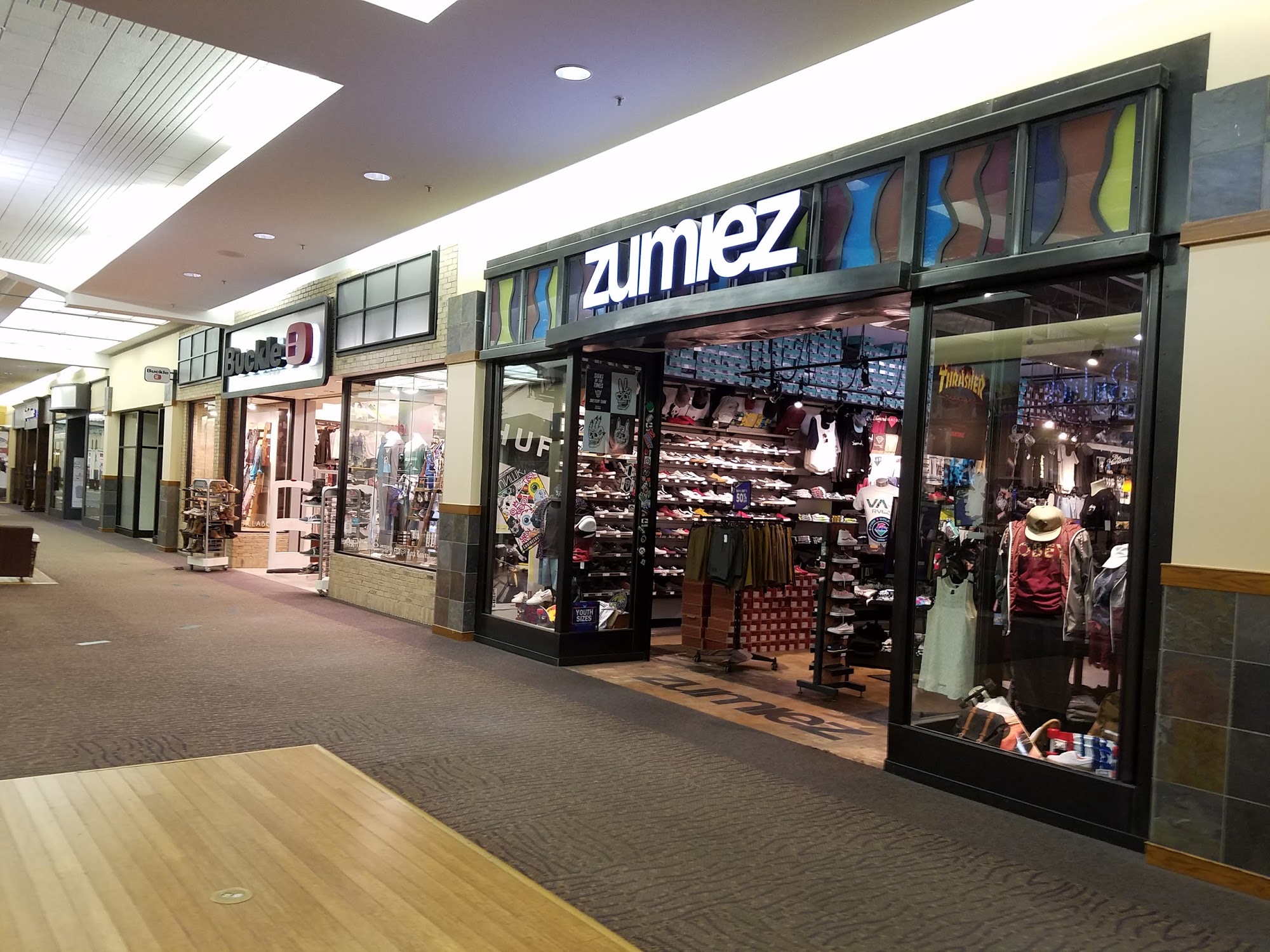 Zumiez