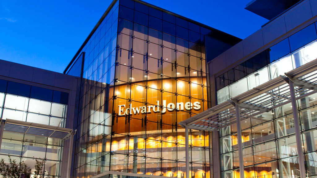 Edward Jones - Financial Advisor: Matthew A Blades, AAMS™
