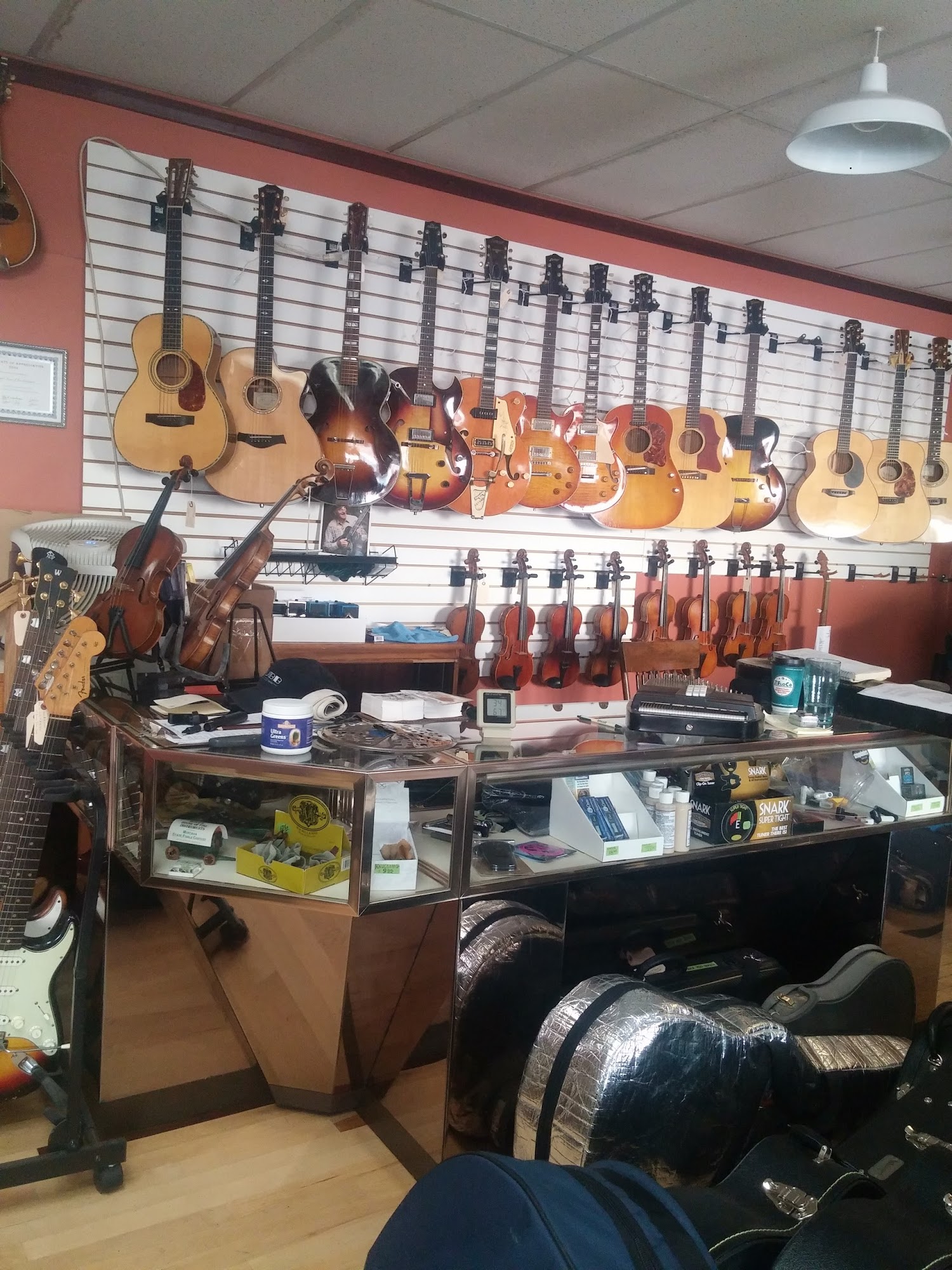 Greg Boyd's House of Fine Instruments