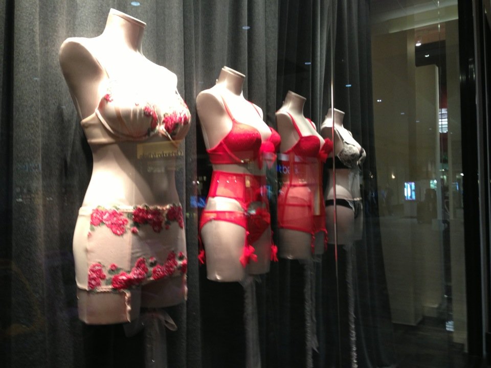 Victoria's Secret 3 S Tunnel Rd, Asheville