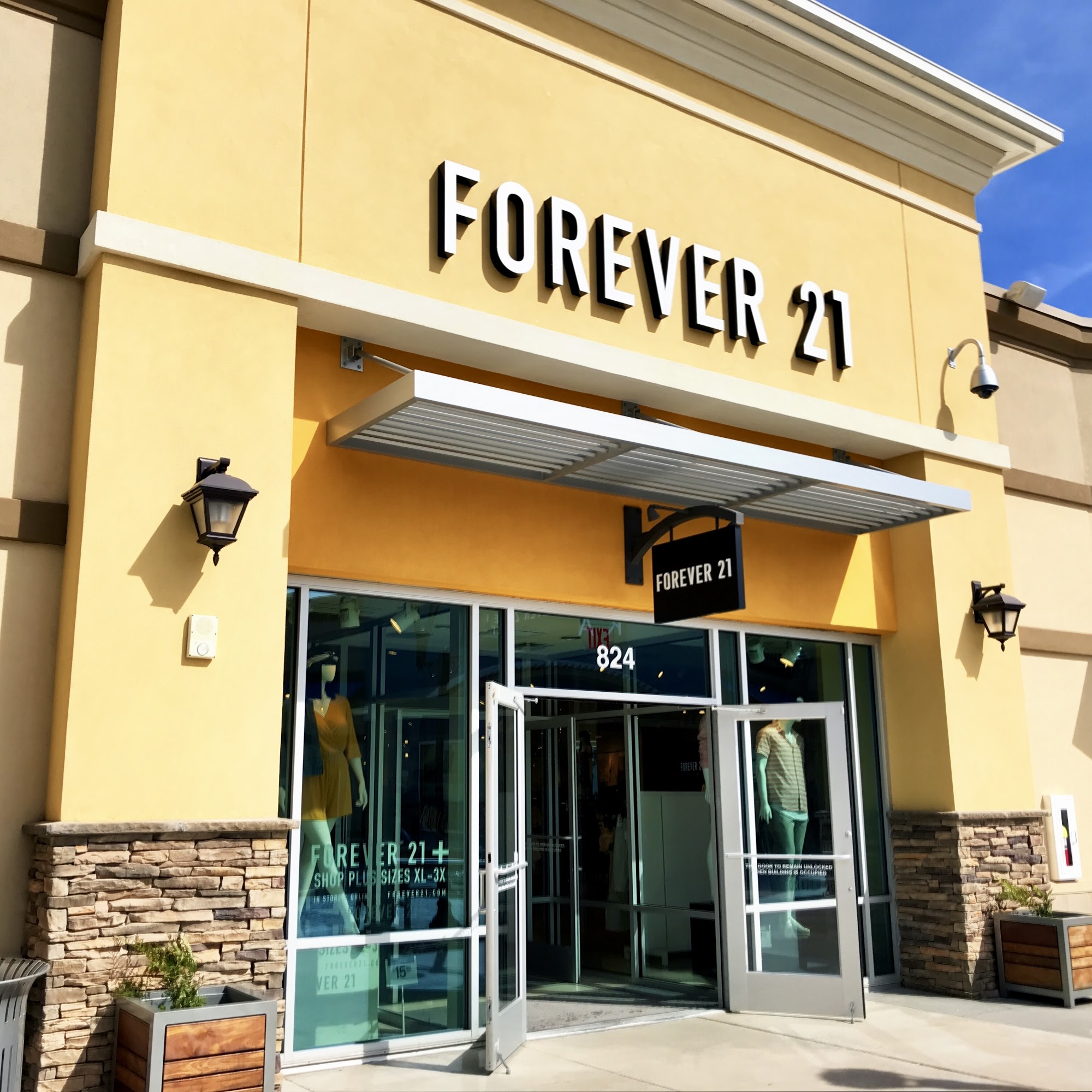 Forever 21 Asheville Outlets, 800 Brevard Rd #824, Asheville