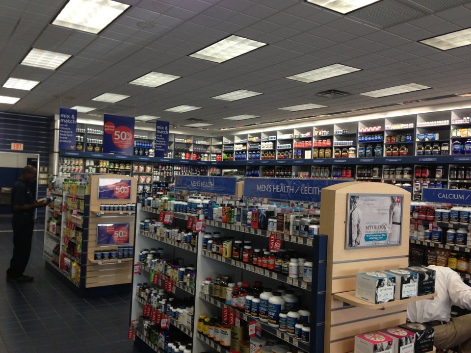 Vitamin Shoppe 2121 Walnut St Suite 102, Cary