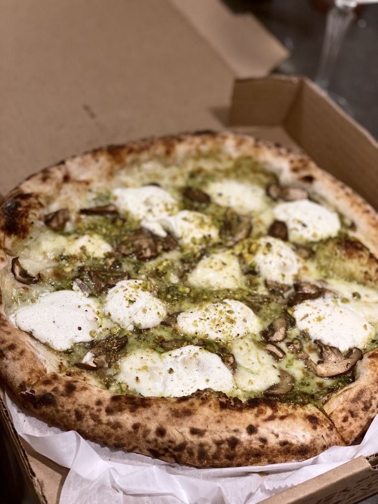 Inizio Pizza Napoletana Dilworth 2230 Park Rd #101, Charlotte