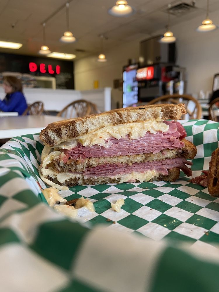 Sandwich Max 1941 E 7th St, Charlotte