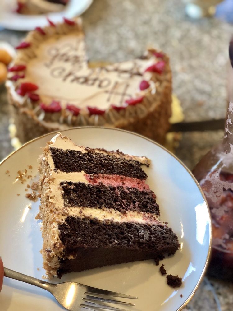 Amélie's French Bakery & Café 2424 N Davidson St #102, Charlotte