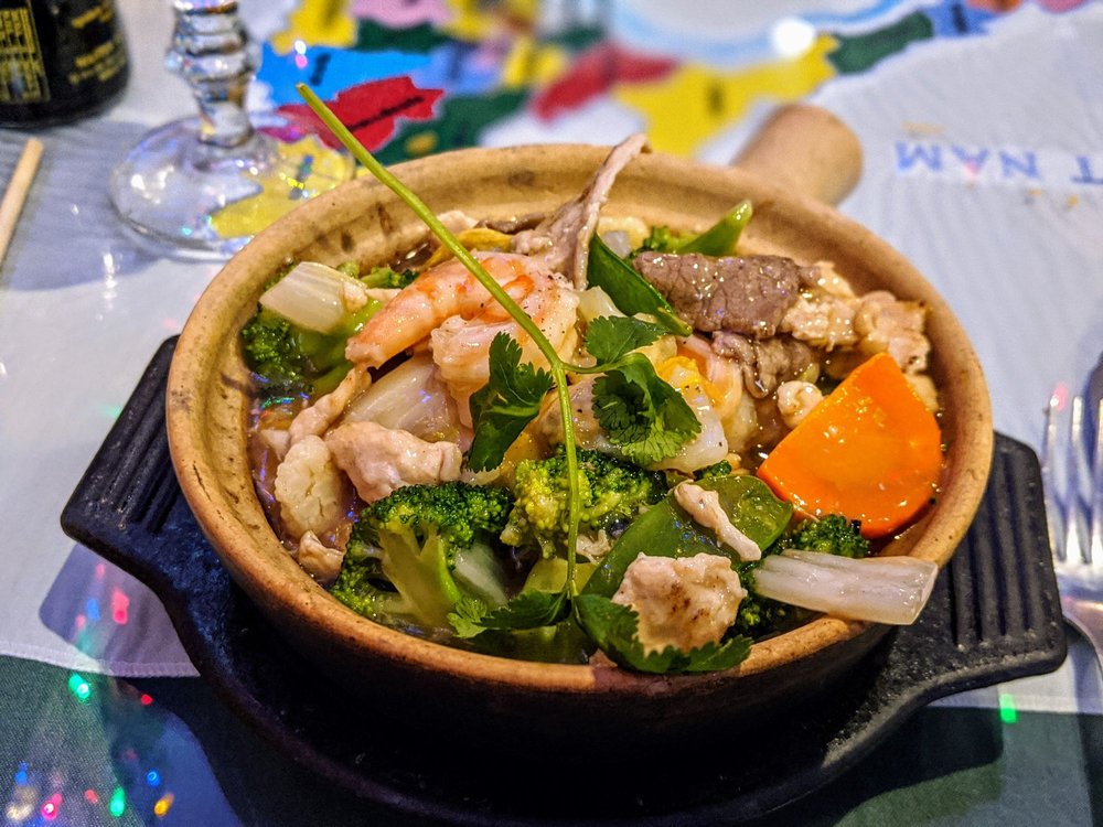 Lang Van Vietnamese Restaurant 3019 Shamrock Dr, Charlotte