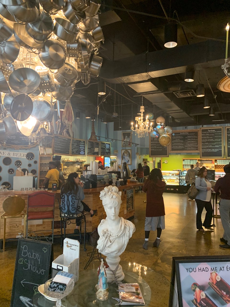 Amélie's French Bakery & Cafe | Uptown 380 S College St, Charlotte