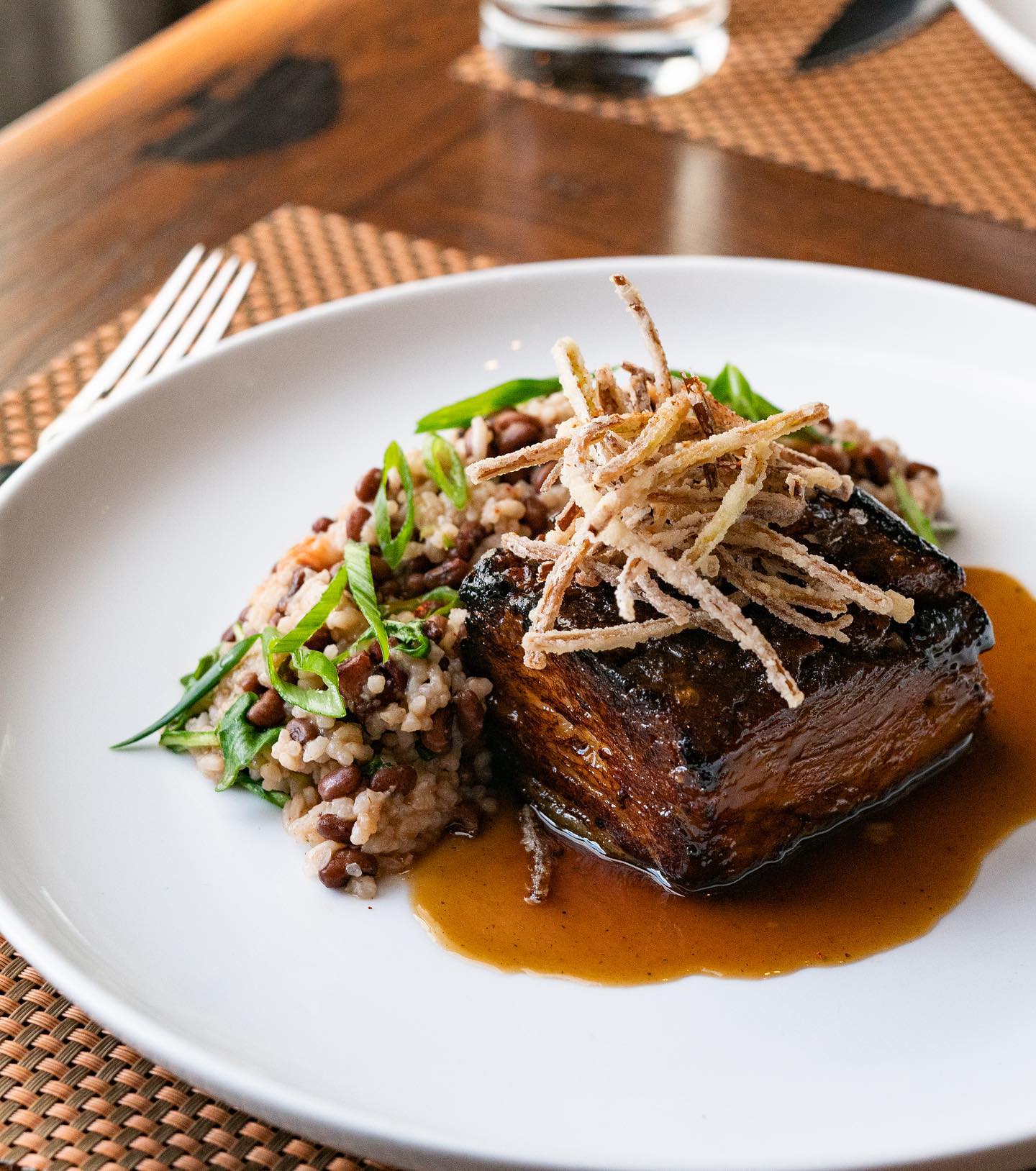 Oak Steakhouse Charlotte 4777 Sharon Rd #125, Charlotte