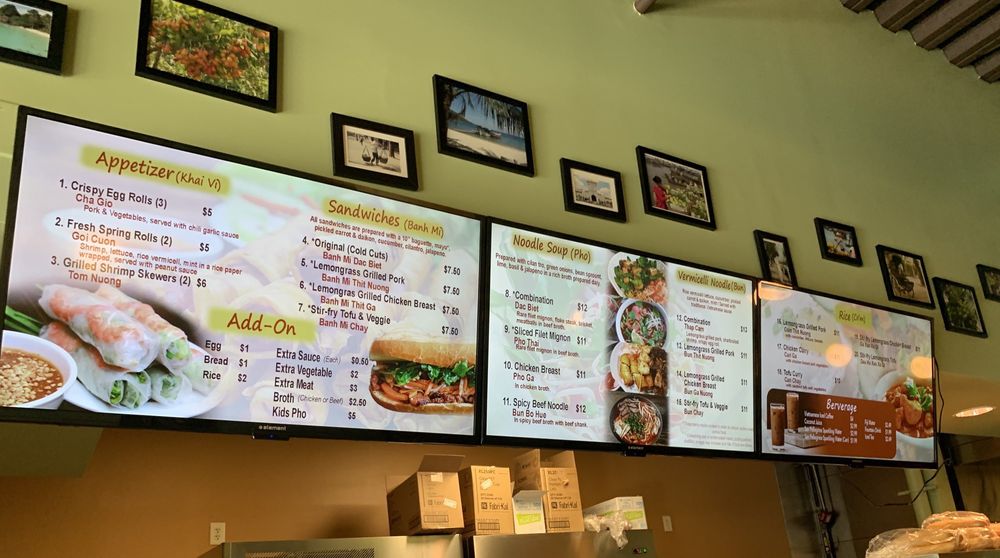 Be's Noodles & Banh Mi 11318 N Community House Rd, Charlotte
