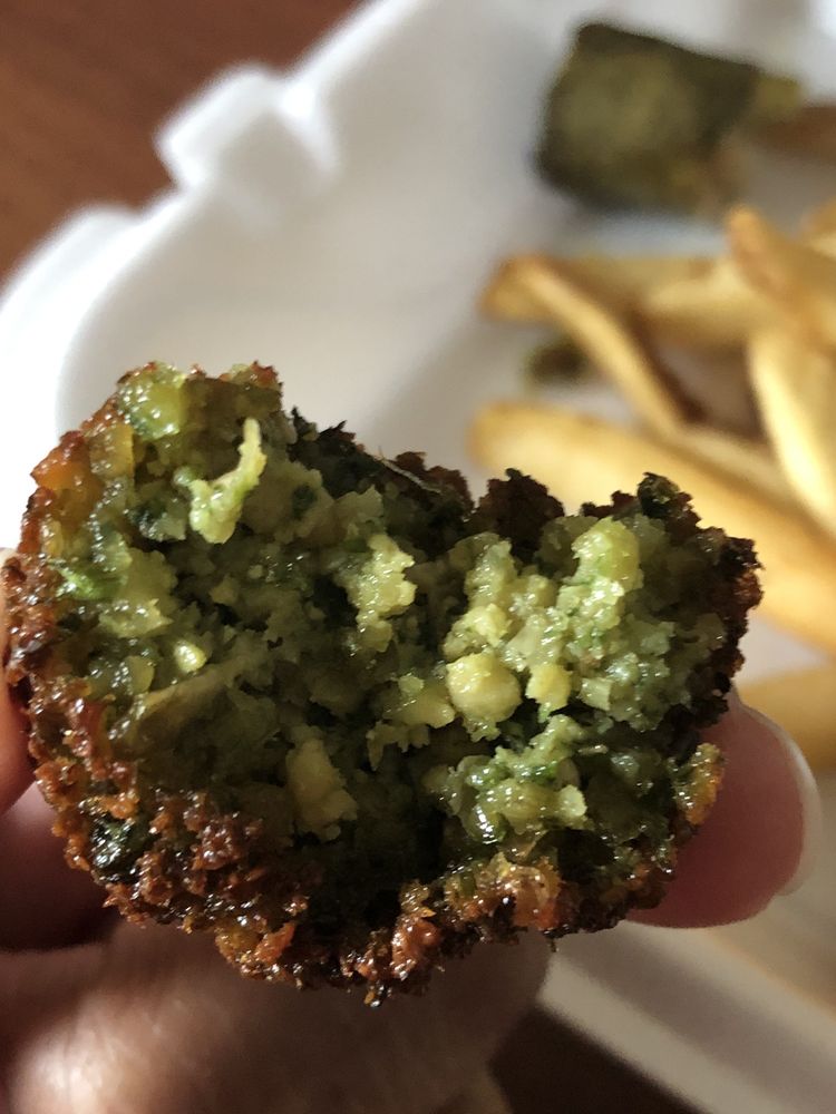 Peño Mediterranean Grill 2115 E Arbors Dr #190, Charlotte