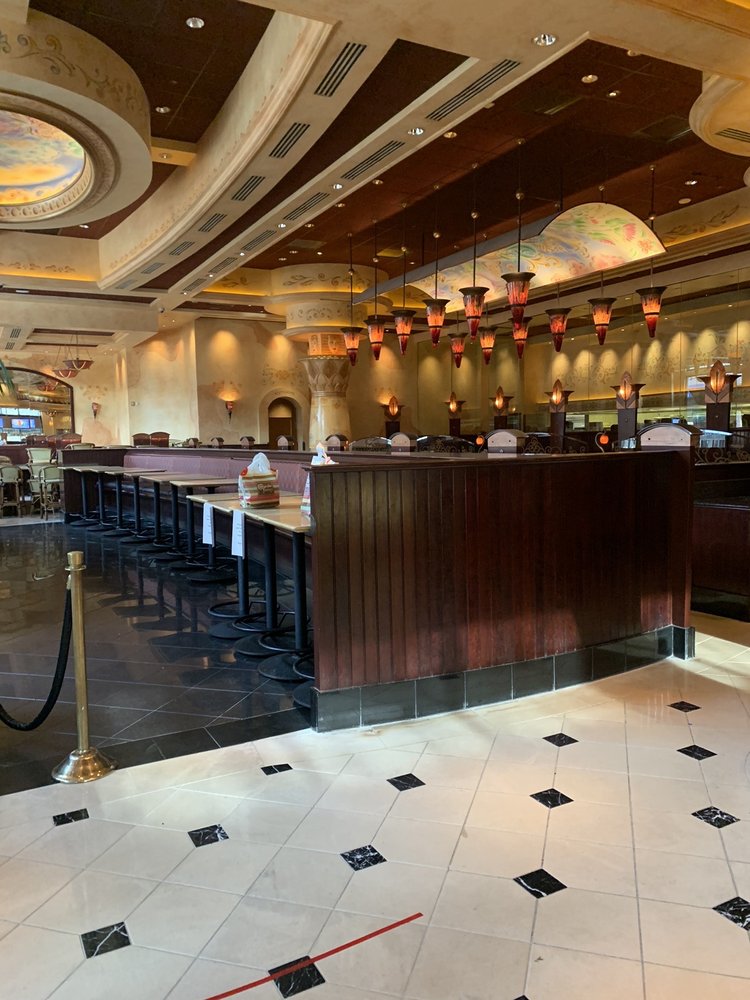 The Cheesecake Factory 8030 Renaissance Pkwy, Durham