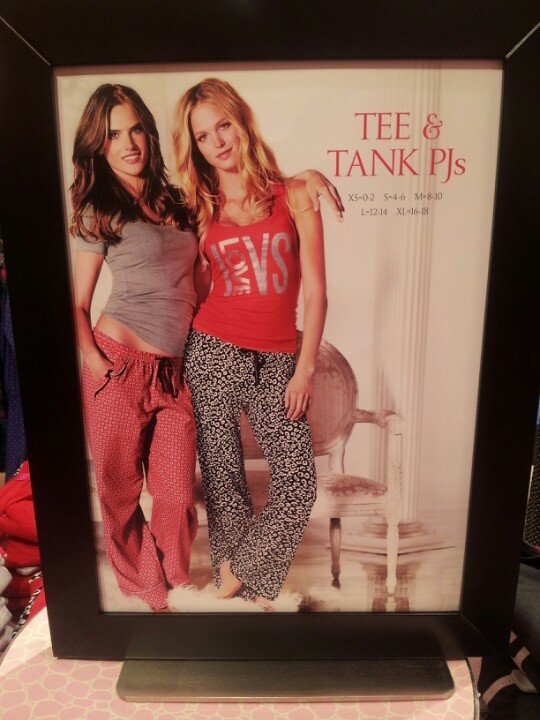 Victoria's Secret 6910 Fayetteville Rd #1530, Durham