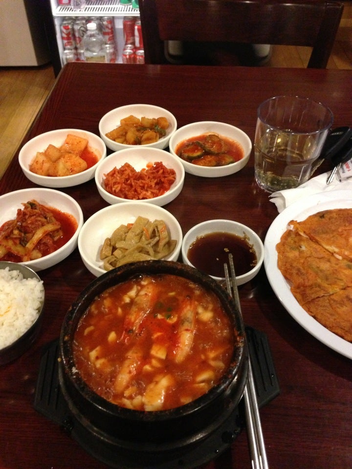Vit Goal Tofu Restaurant 2107 Allendown Dr #101a, Durham