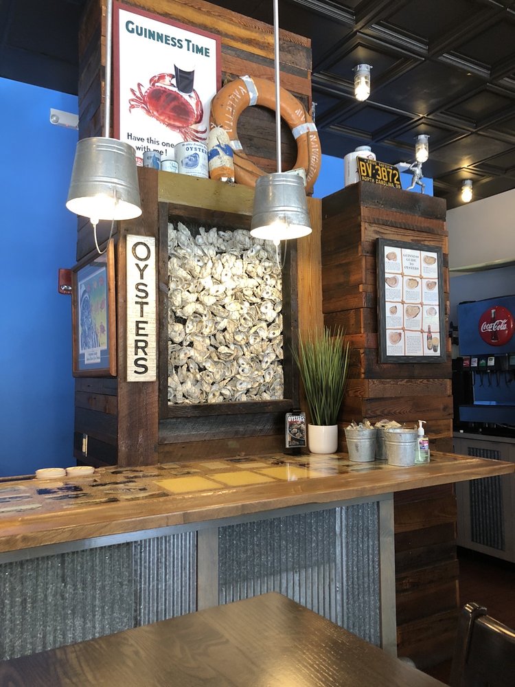 Shuckin' Shack Oyster Bar Erwin Square, 2200 W Main St A-140, Durham