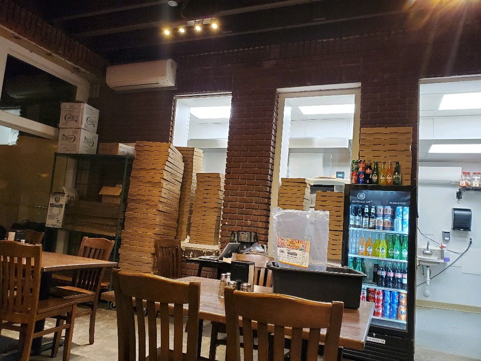 Sofia's Pizza 2201 Angier Ave, Durham