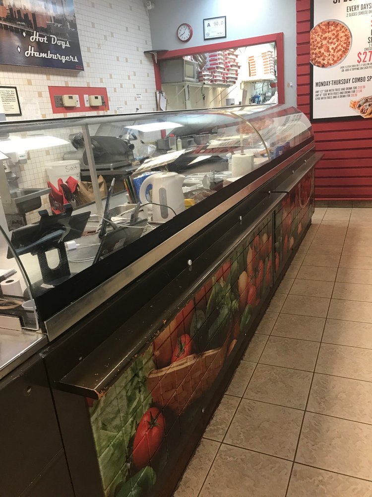Mancini's New York Deli & Pizzeria 7711 S Raeford Rd, Fayetteville