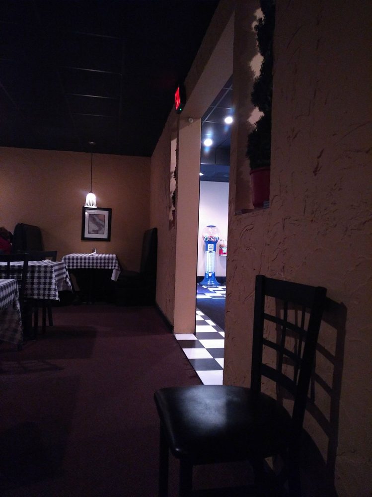Sammio's Italian Restaurant 2623 Raeford Rd, Fayetteville