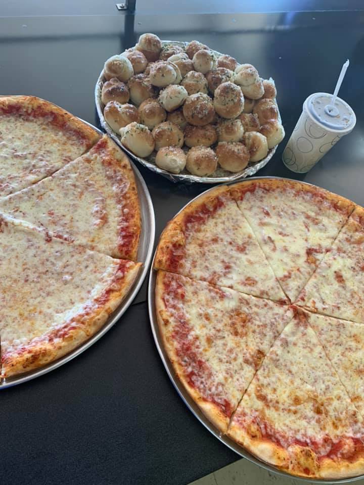 Divano's Pizzeria 5131 NC-42 # 200, Garner