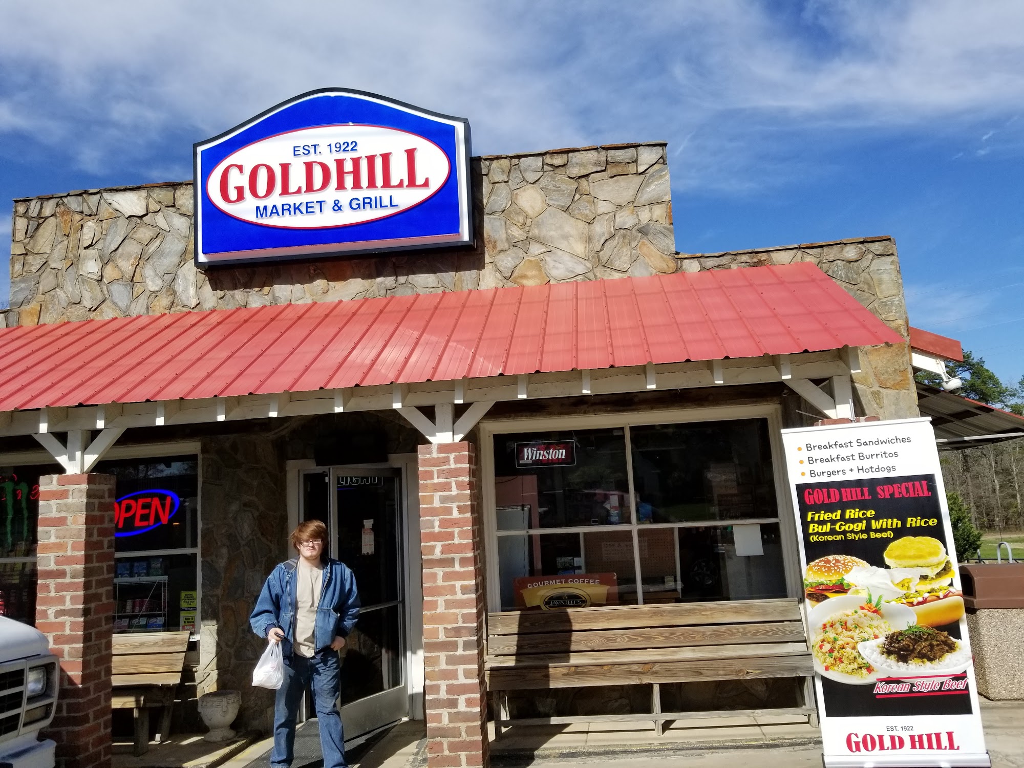 GOLD HILL MARKET & GRILL