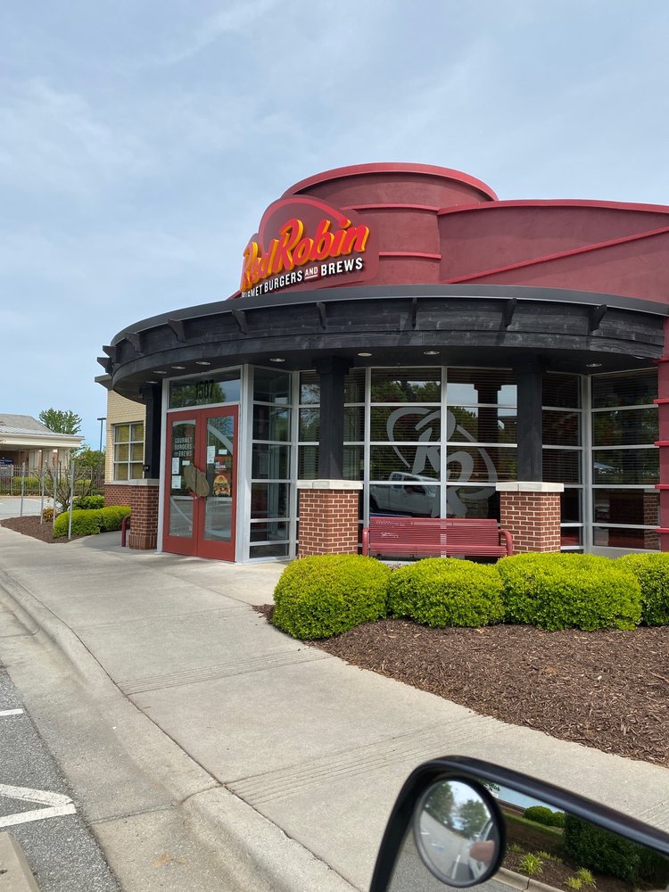 Red Robin Gourmet Burgers and Brews 1507 Highwoods Blvd, Greensboro