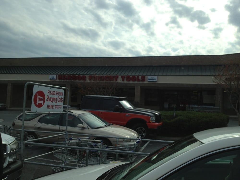 Harbor Freight Tools 3709 Farmington Dr, Greensboro
