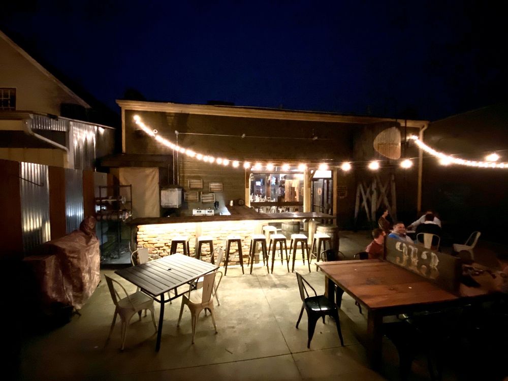 913 Whiskey Bar And Southern Kitchen 913 S Chapman St, Greensboro