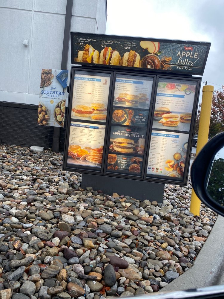 Biscuitville 4507 W Wendover Ave, Greensboro