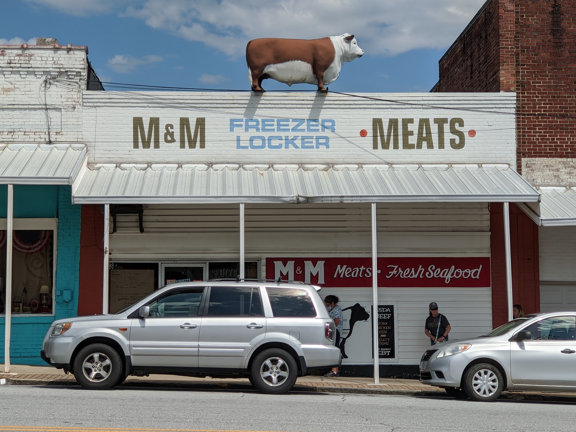 M & M The Meat Market