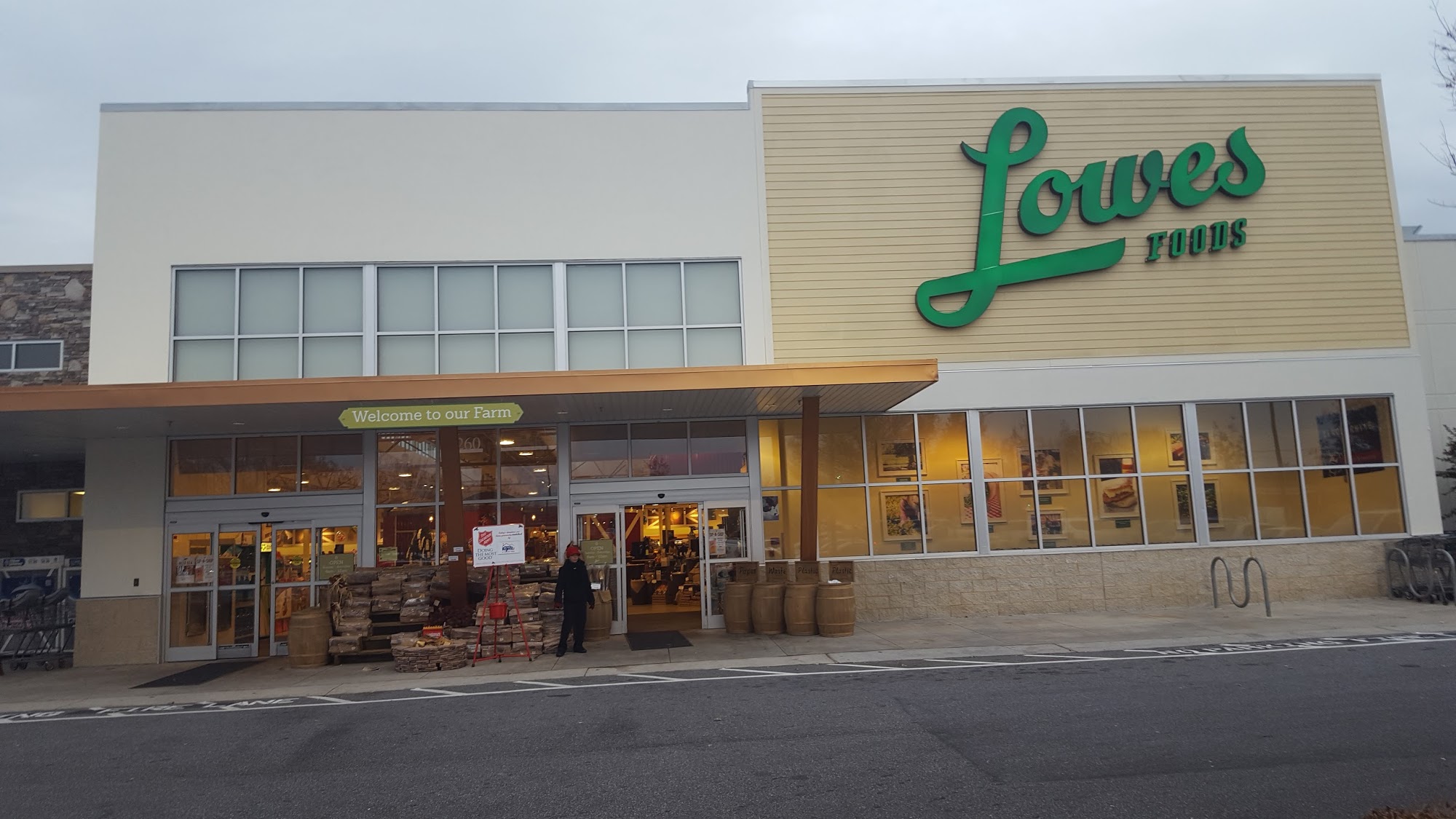 Lowes Foods of Viewmont