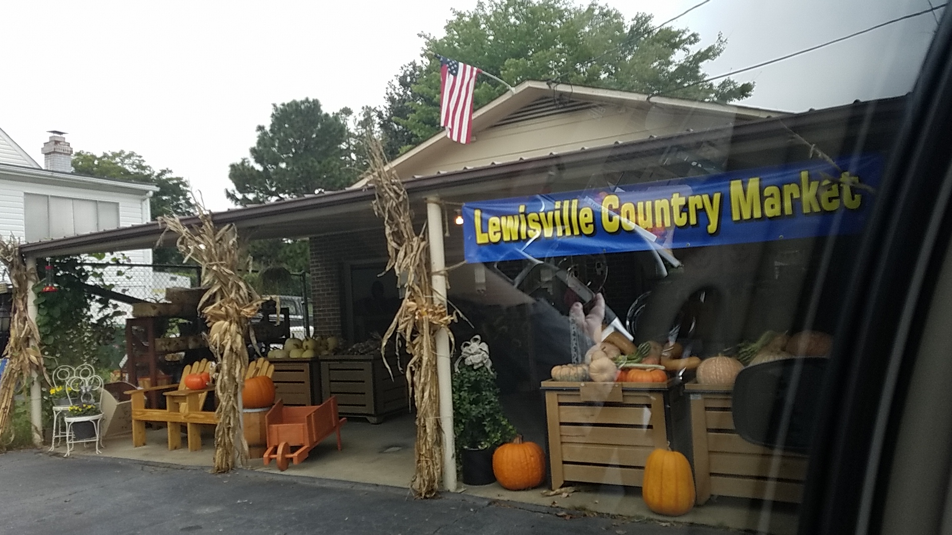 Lewisville Country Market