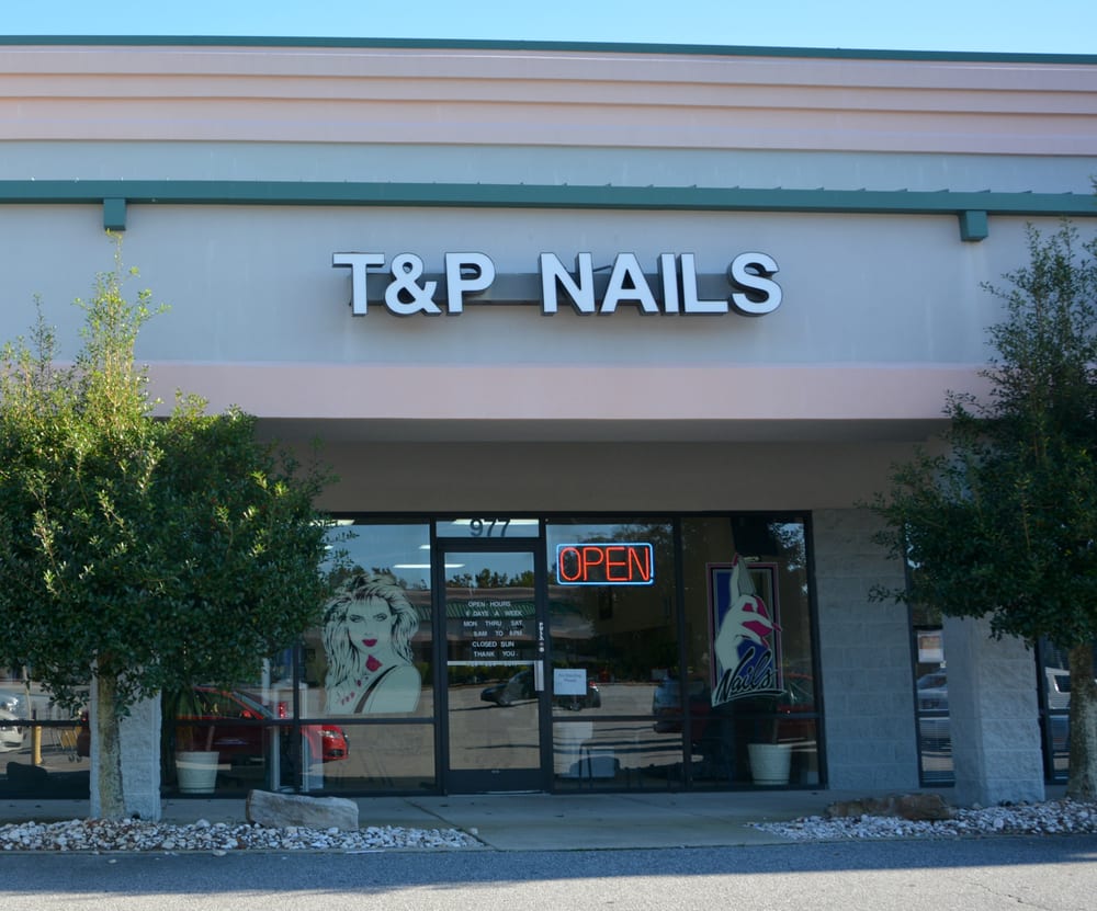 T & P Nails