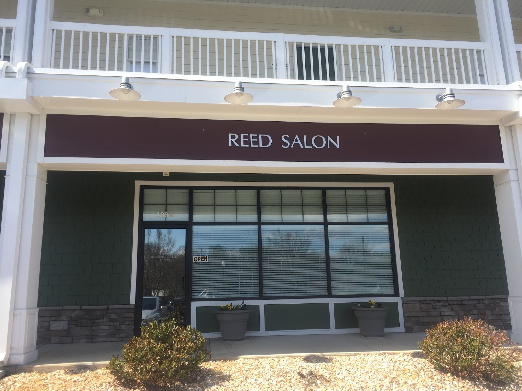Reed Salon