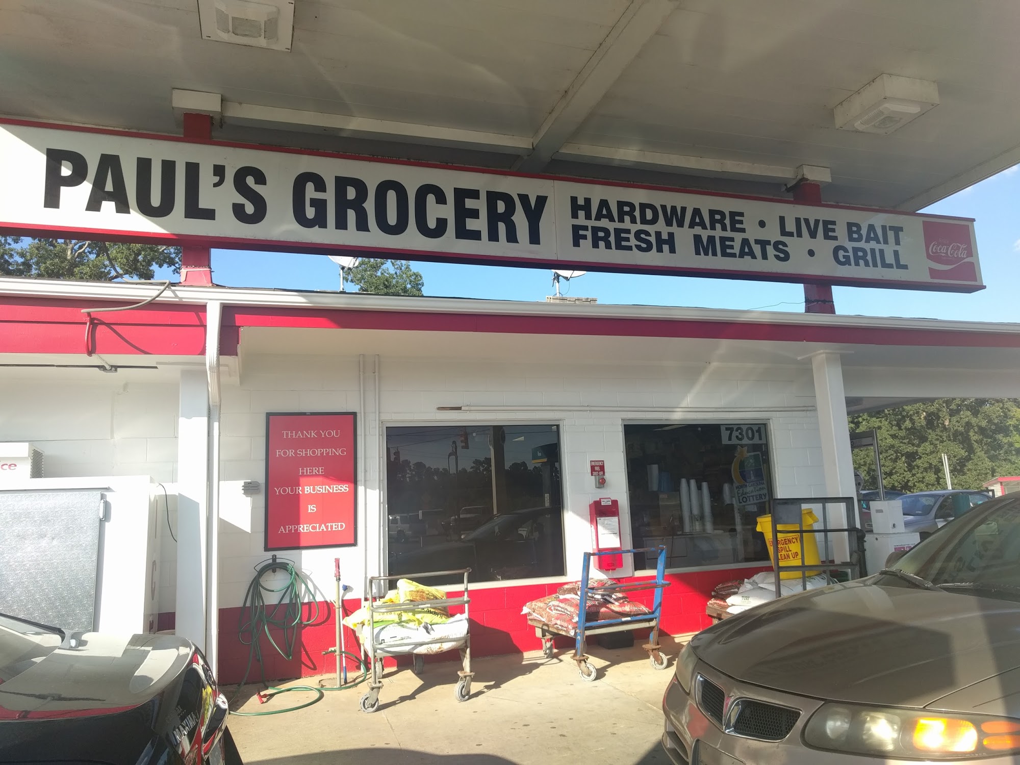 Paul's Grill & Grocery