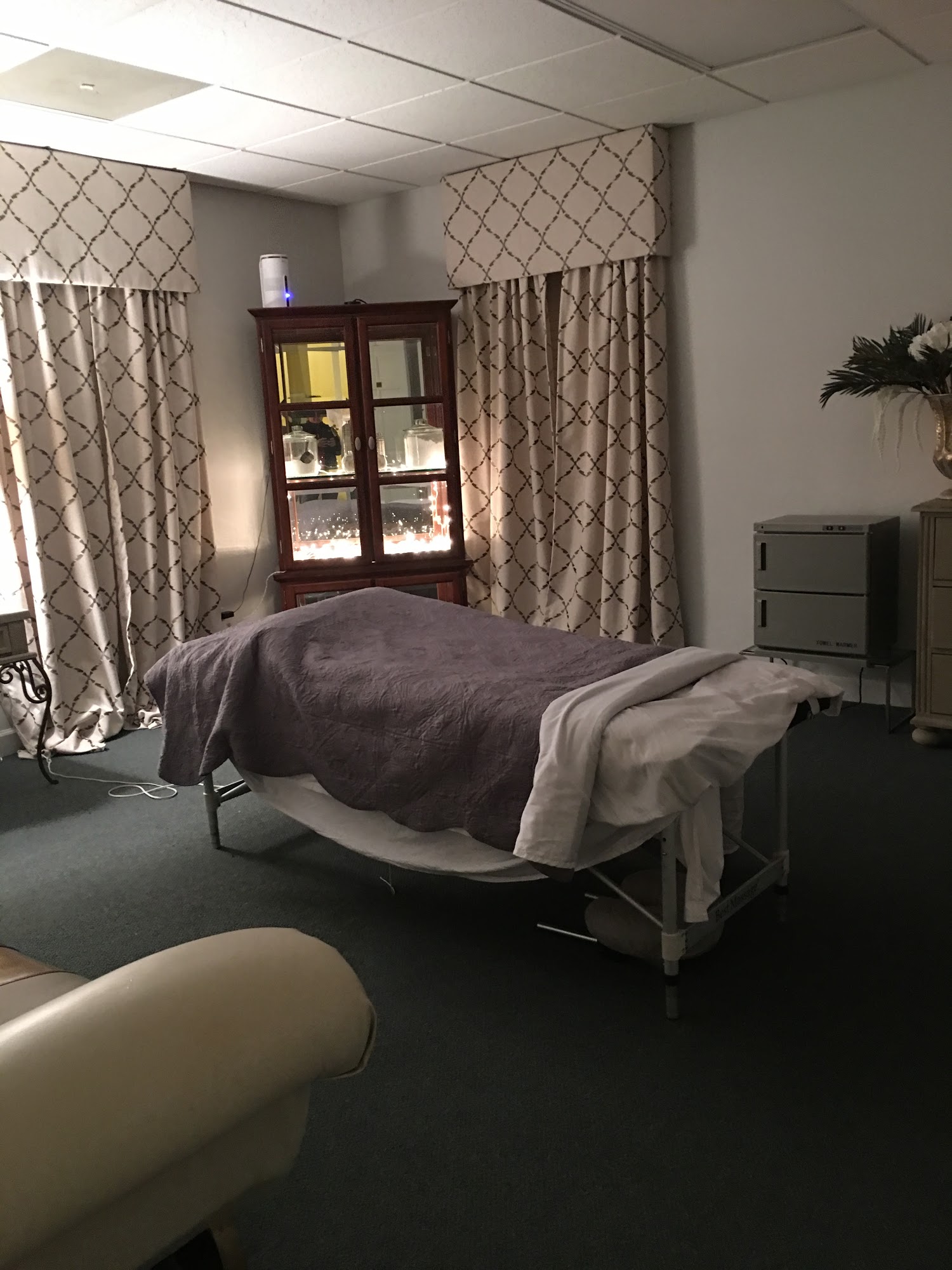 Therapeutic Royal Massage
