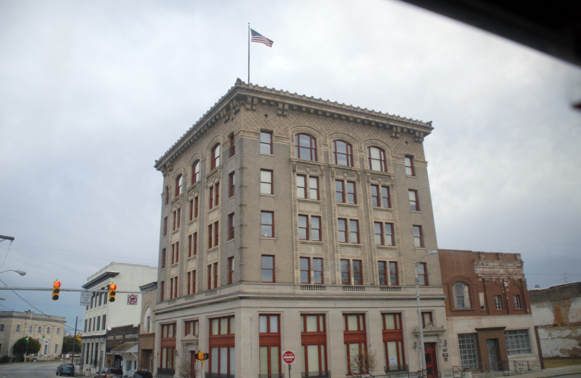 Historic Peoples Bank Building LLC